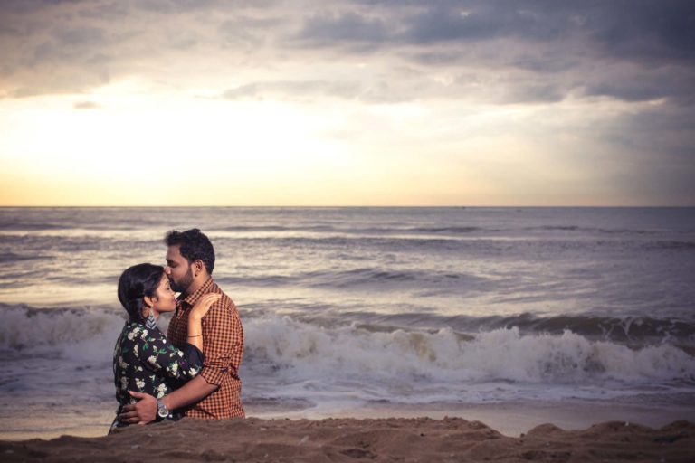 Subbu and Indhu | Couple Shoot | PhotoPoets